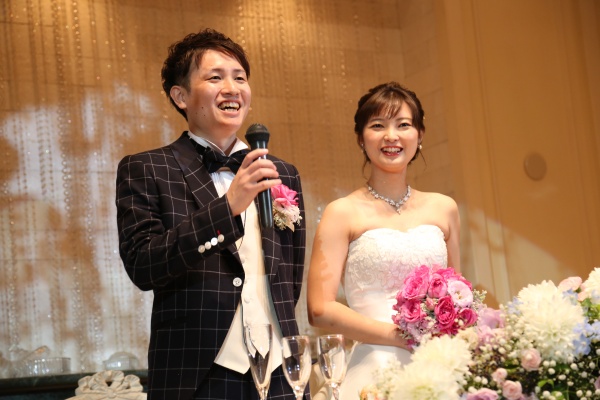 結婚 式 新郎 謝辞 スタッフ englshretni